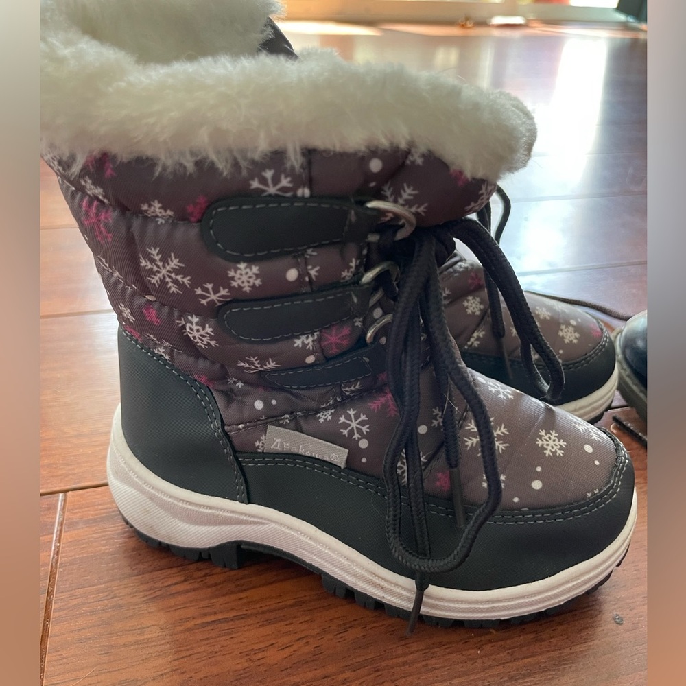 Toddler snow boots